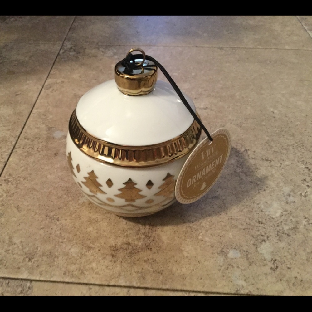 WoodWick ornament candle
